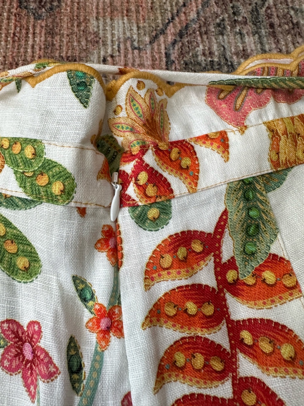 FARM Rio Macaw Bloom Linen Shorts - Picture 5 of 6